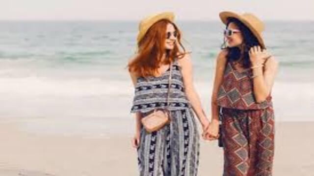 Fashion ke Pantai yang Stylish